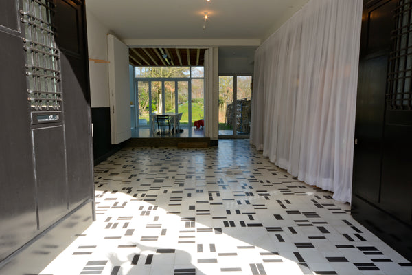 EntranceHall-Gallery