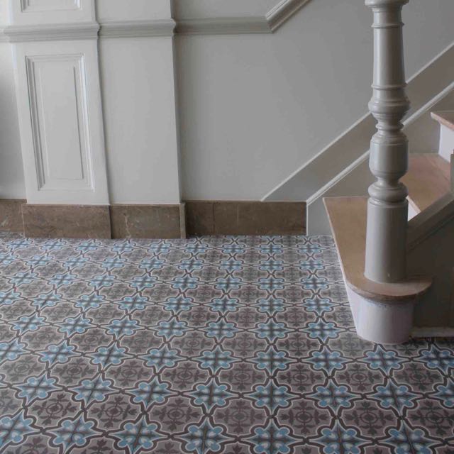 Leon water bleu 15x15